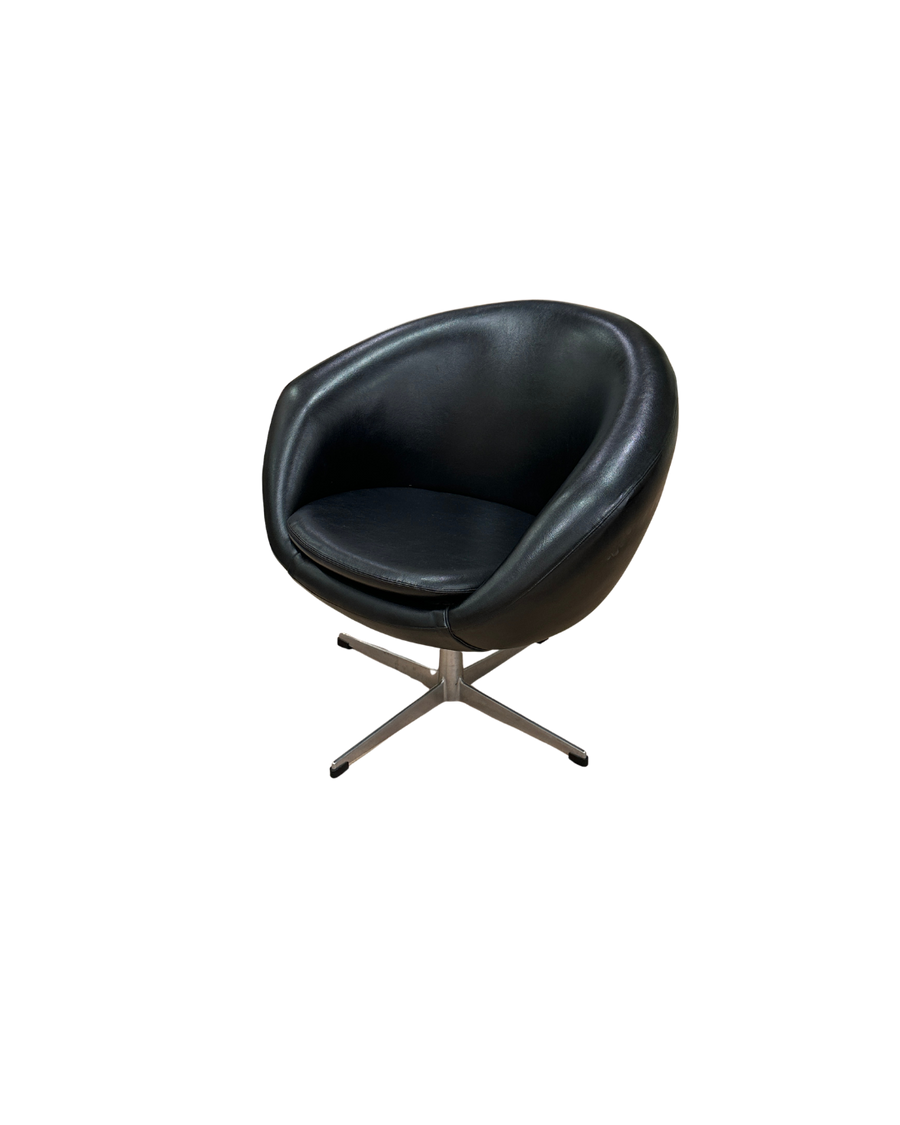 The Pod Swivel Chair