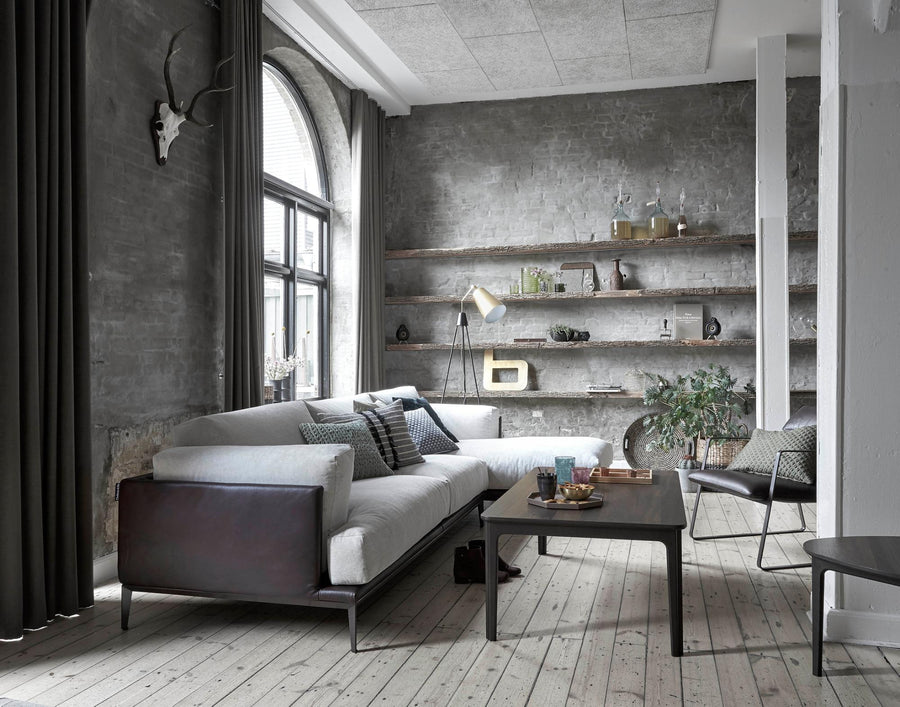 SM 205 Coffee Table
