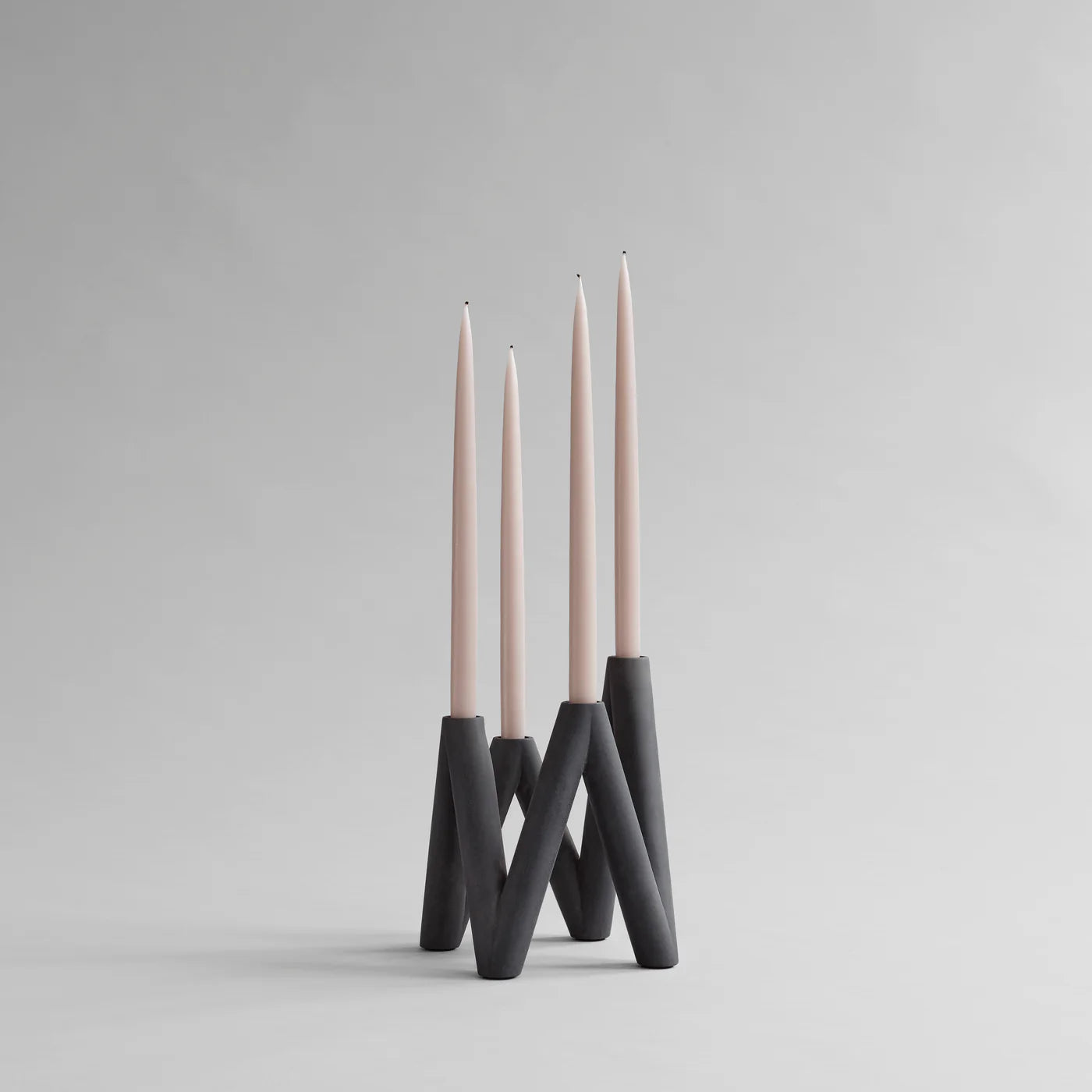 W Candleholder