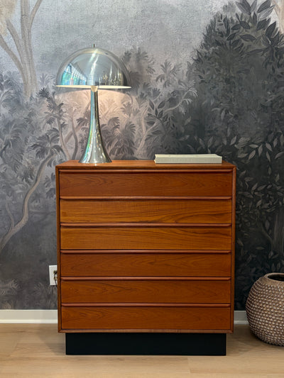 The Rossland Dresser