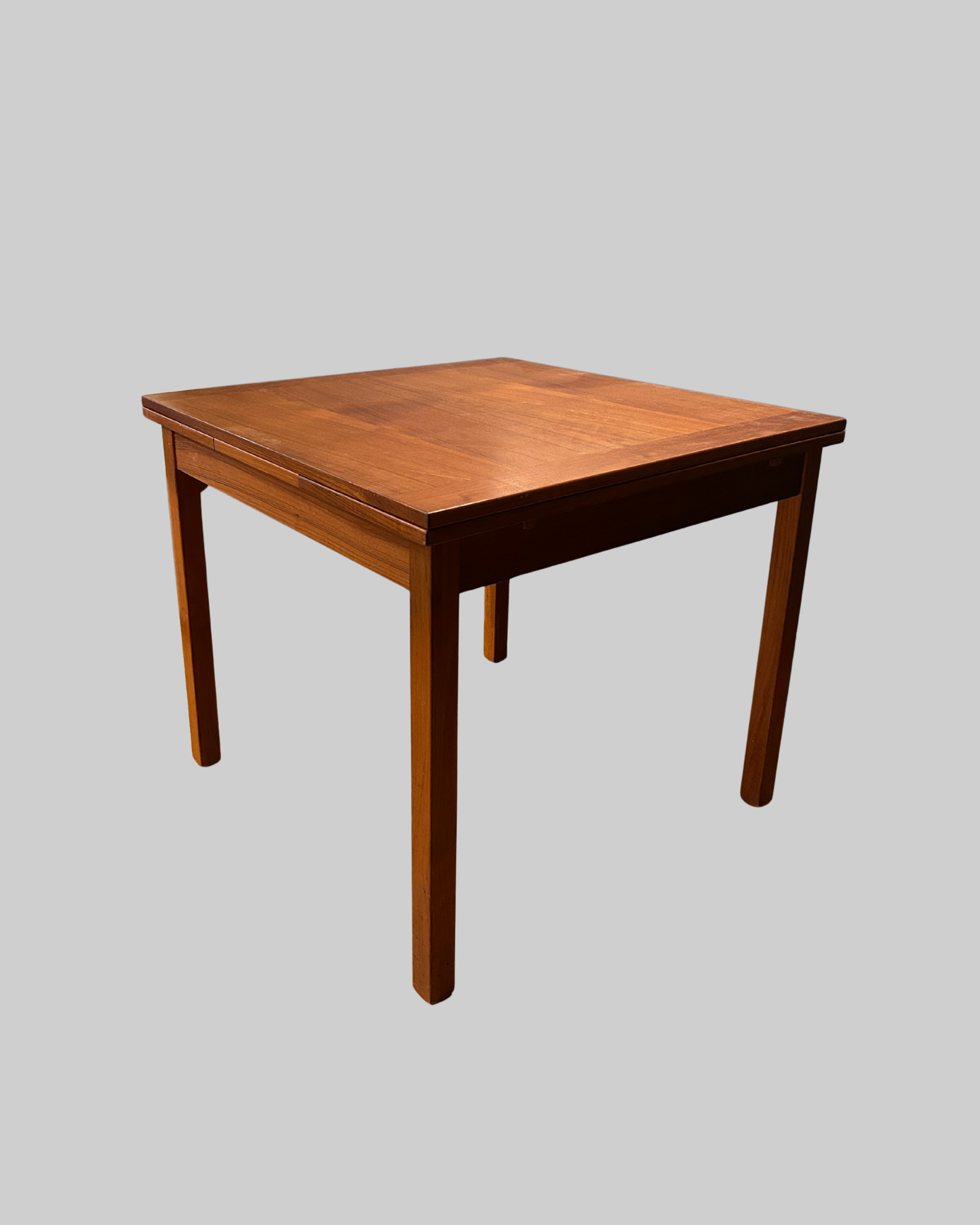 Kopen Extendable Square Teak Dining Table
