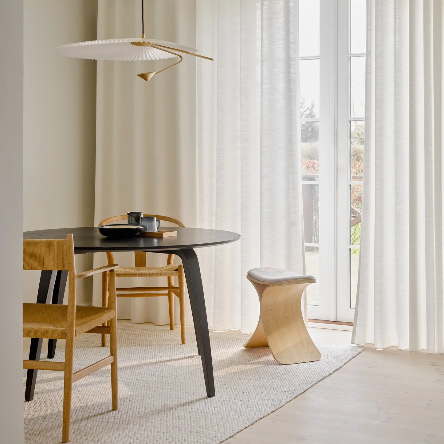 Luno Stool