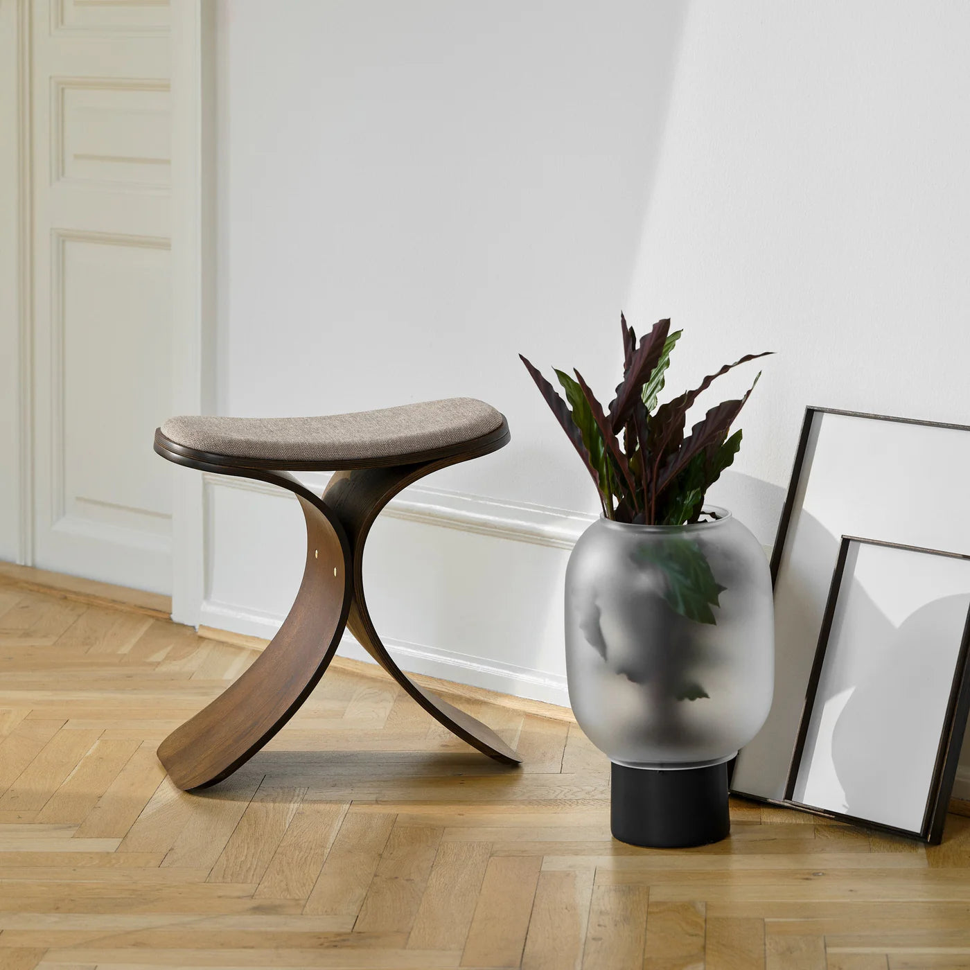 Luno Stool