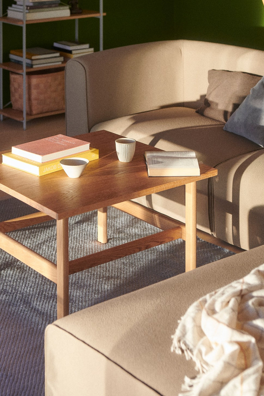 D33 Oak Coffee Table
