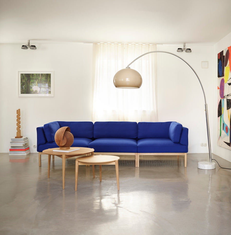 D102 Oak Round Coffee Table
