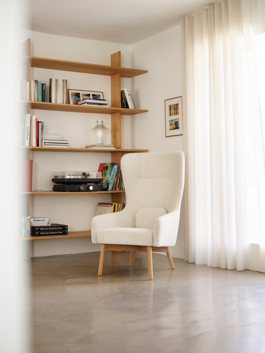 L35 Oak Wing Chair
