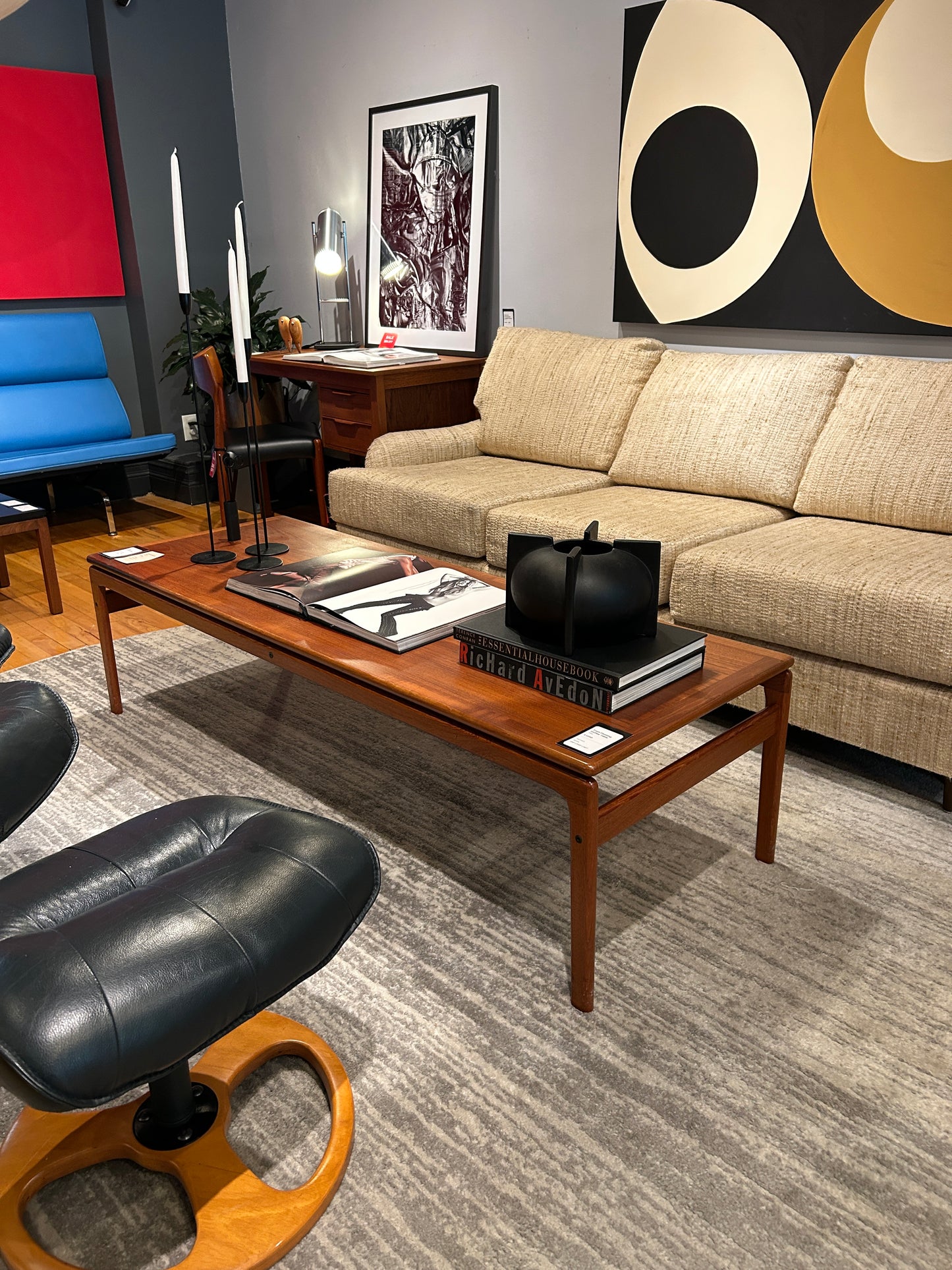Trioh Long Floating Coffee Table