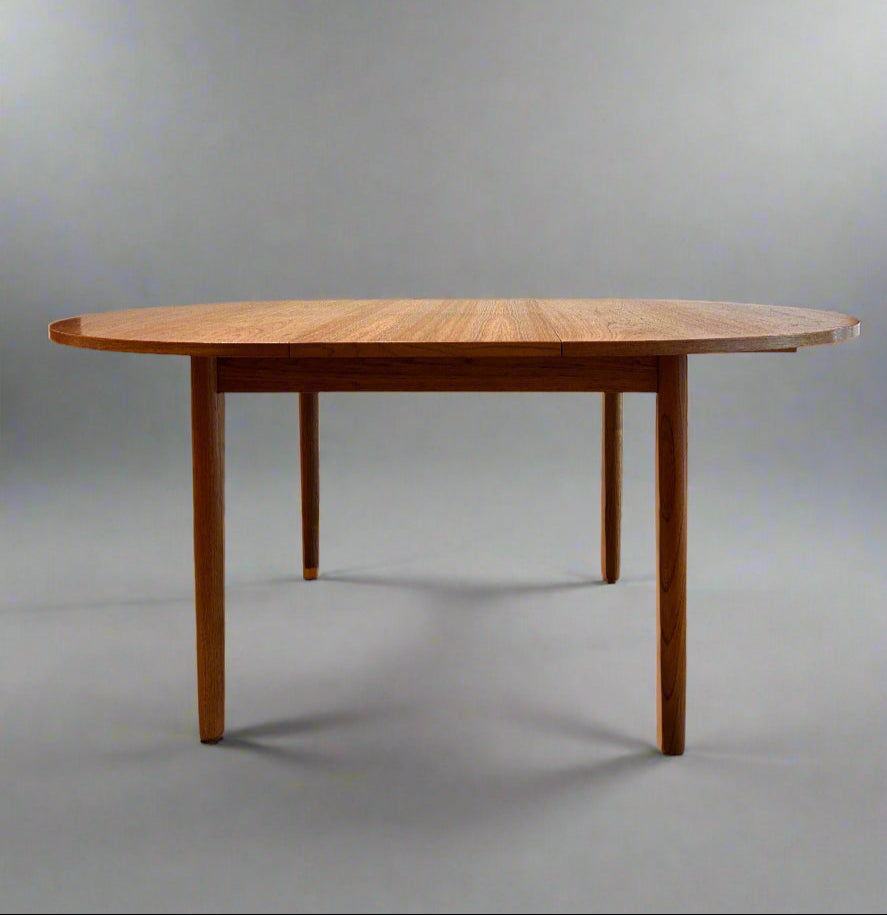 Odense Round Extendable Teak Dining Table