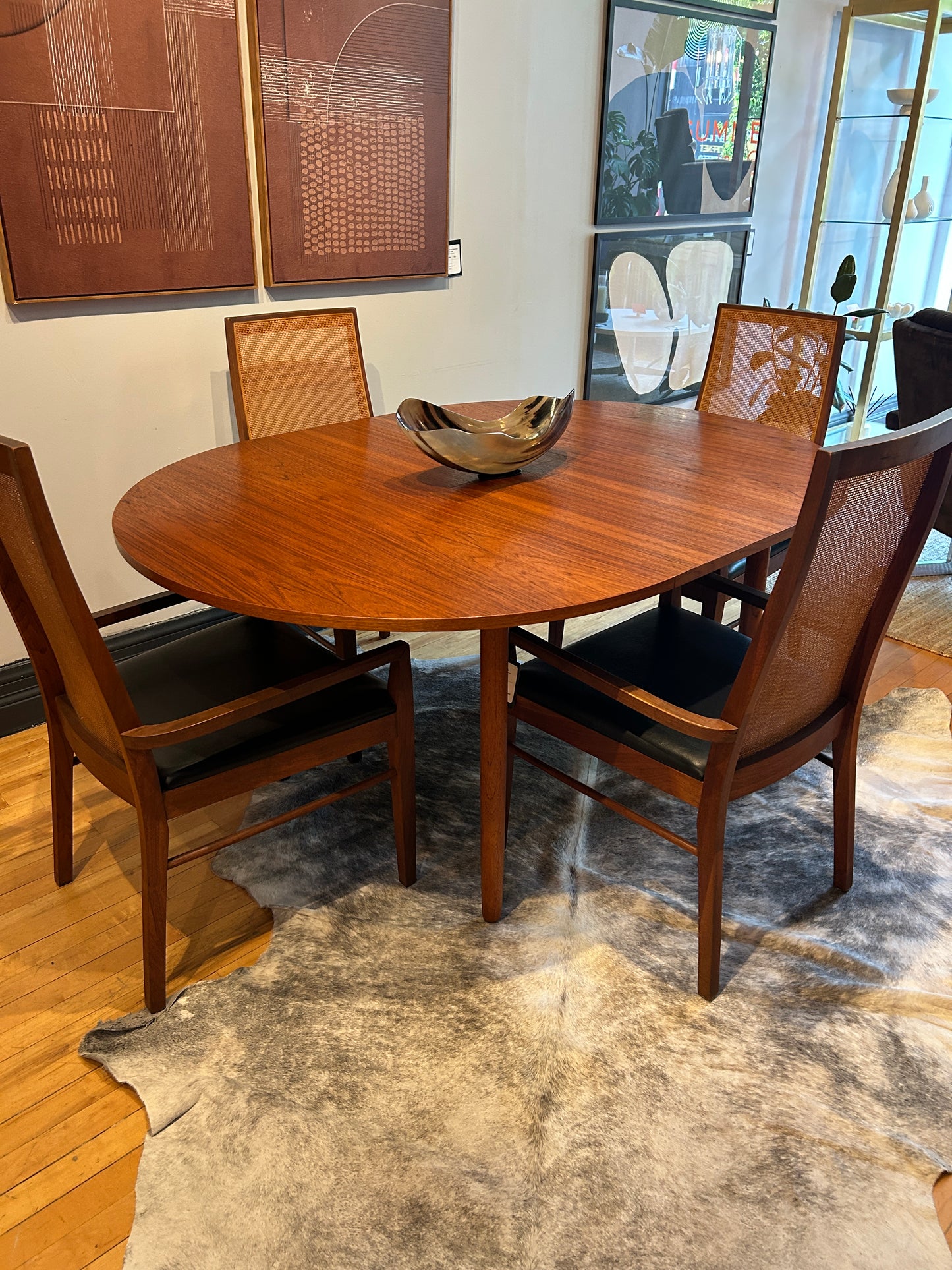 Odense Round Extendable Teak Dining Table