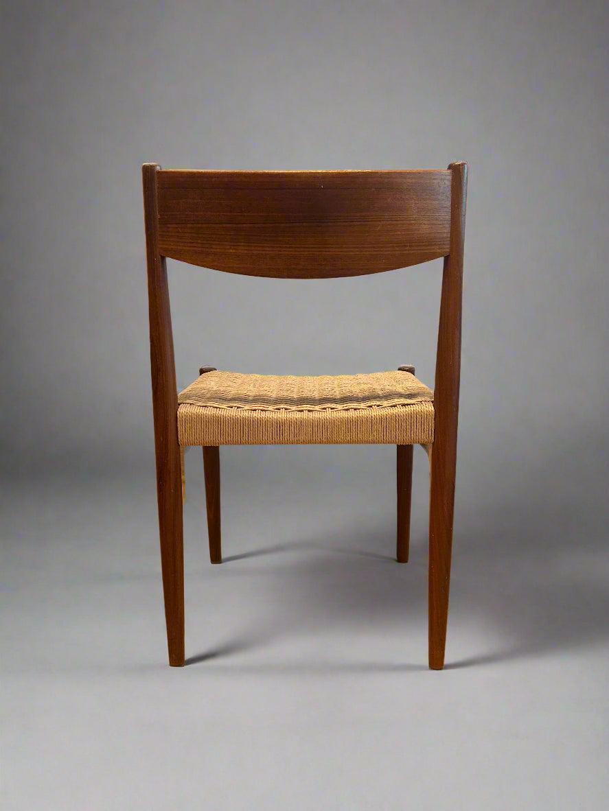 Flot Teak Paper-cord Dining Chair