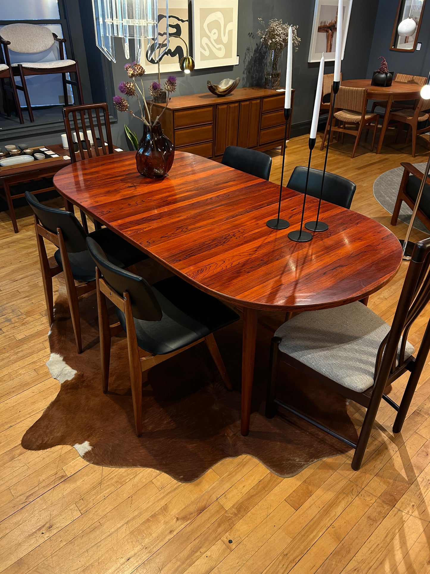 Lemvig Extendable Rosewood Dining Table