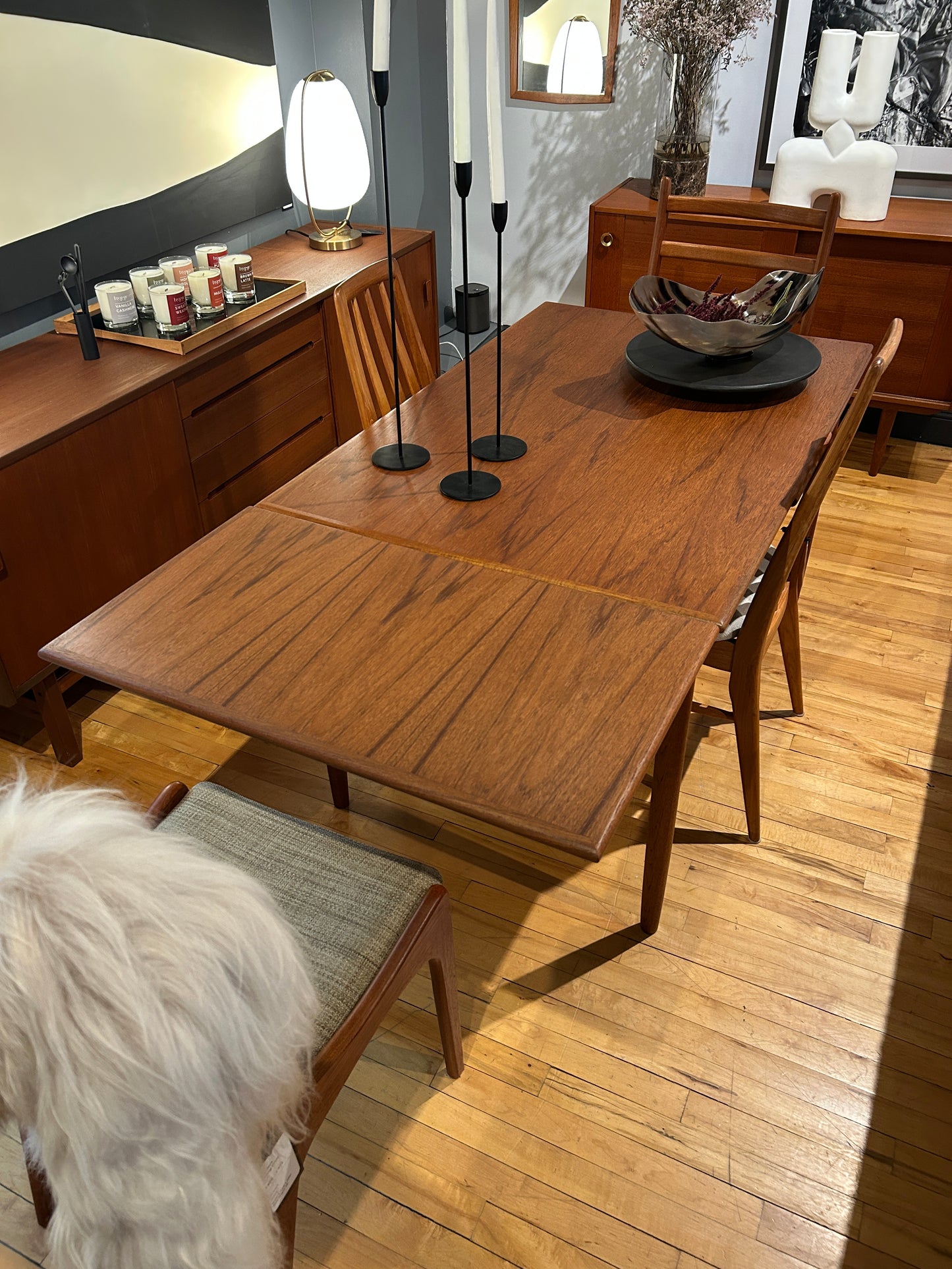 Hørve Extendable Teak Dining Table