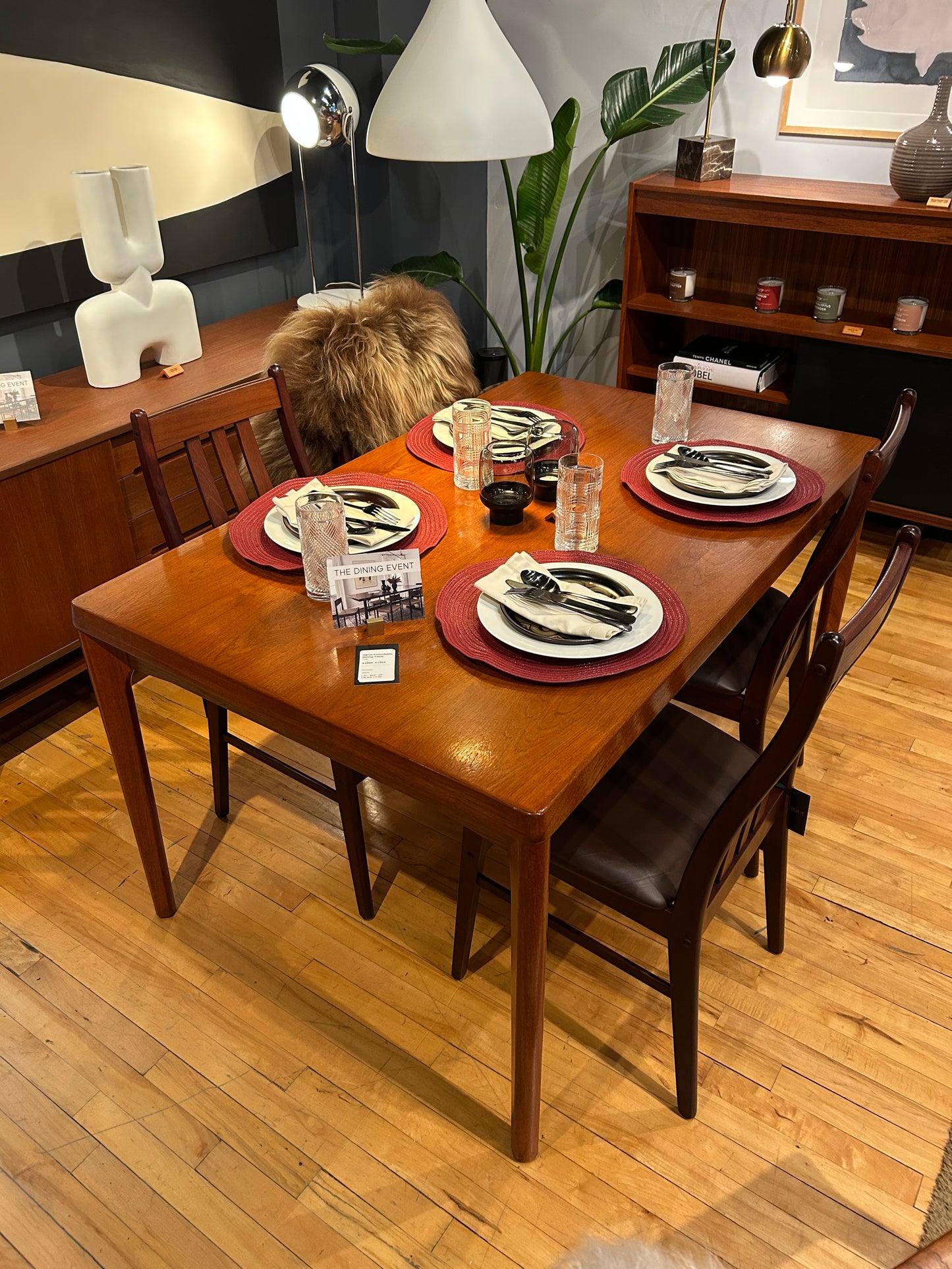 Vejle Extendable Teak Dining Table