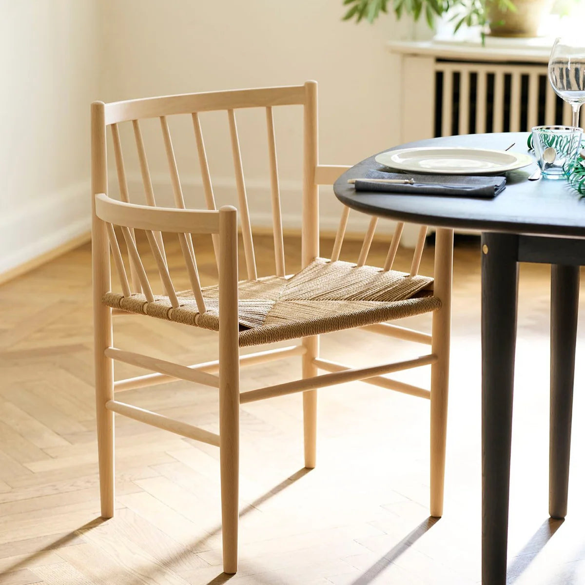 Møbler Oak Dining Armchair — J81