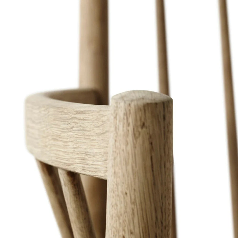 Møbler Oak Dining Armchair — J81