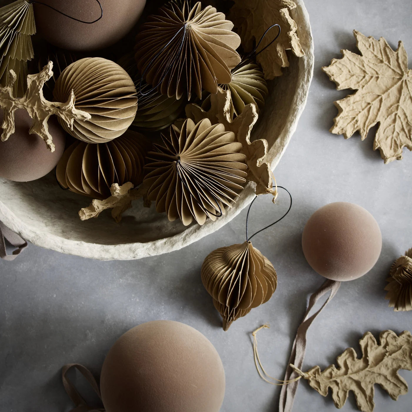 Holiday Paper Onion Ornament, caramel (set of 6)