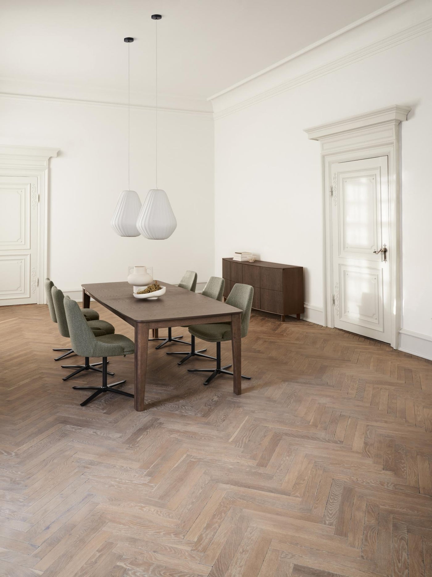 SM 816 Dining Chair