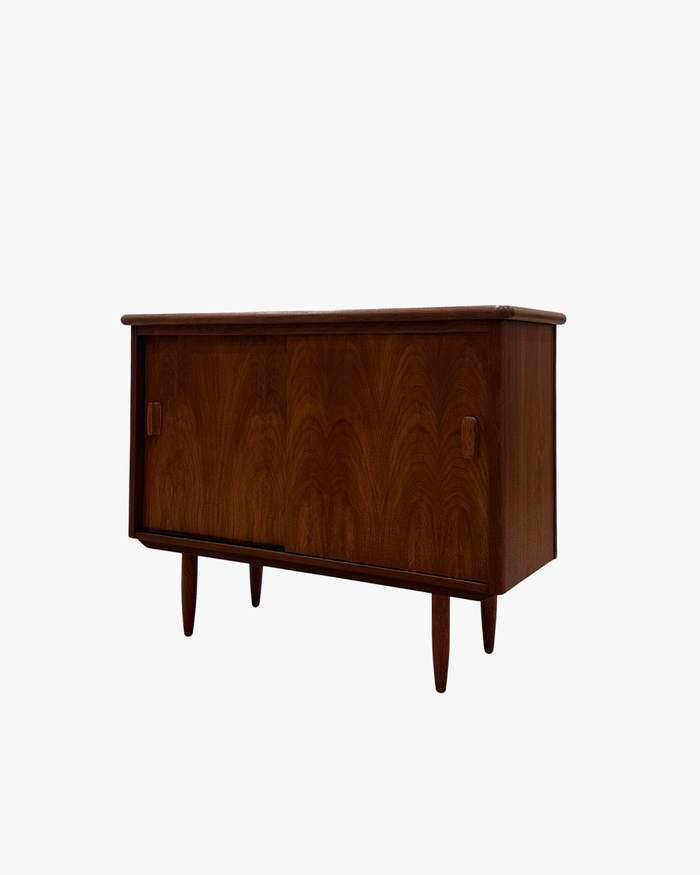Vaja Sideboard