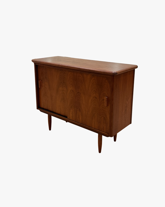 Vaja Sideboard