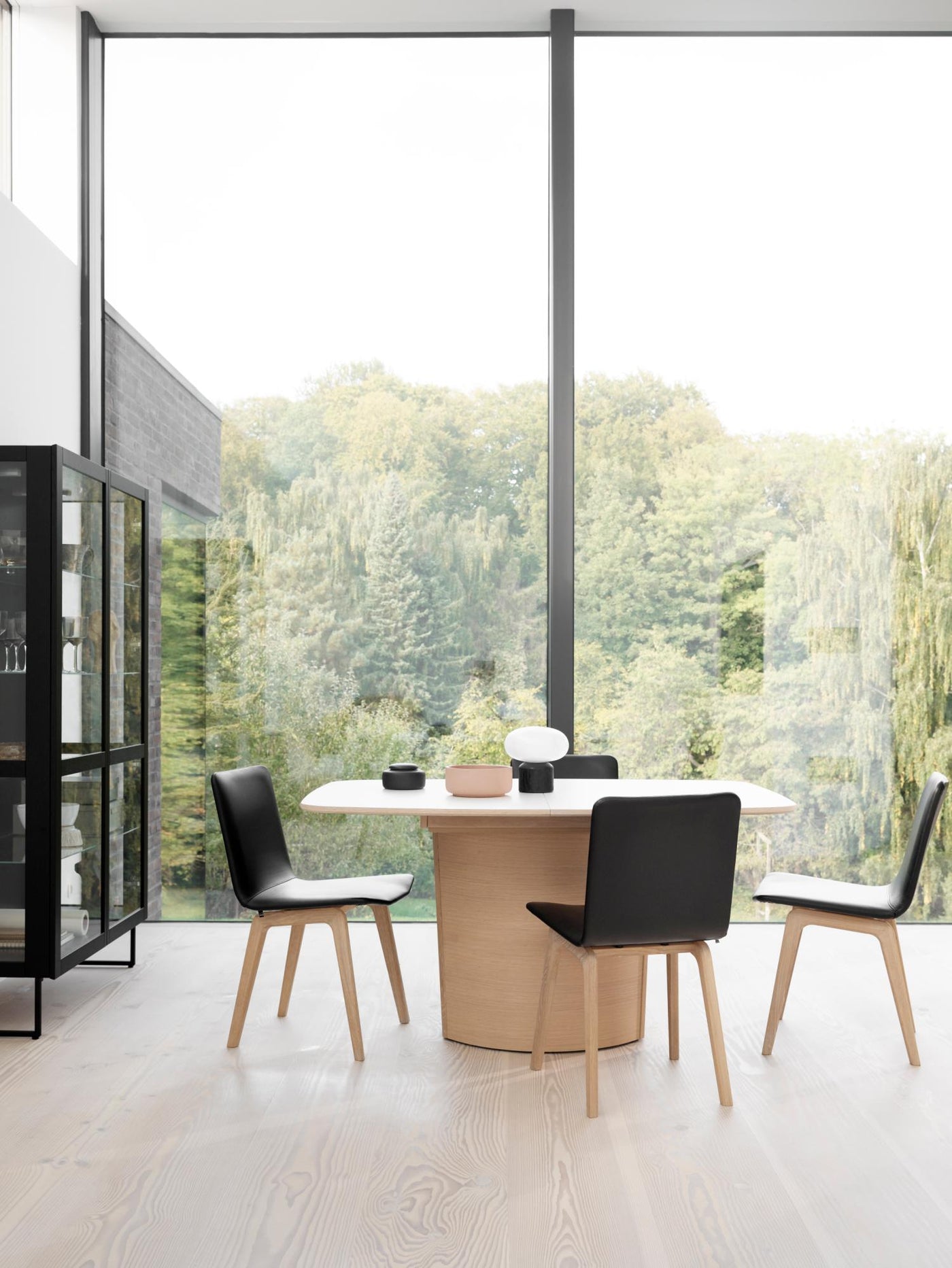 SM 811 Flex Dining Chair