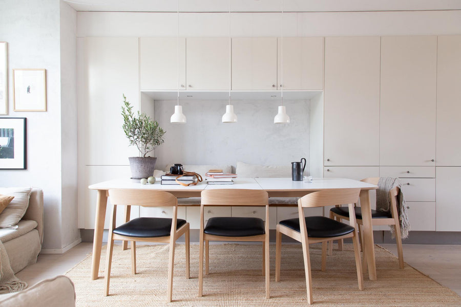 SM 825 Dining Chair