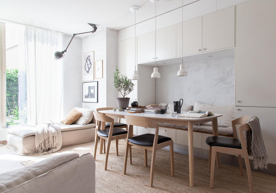 SM 119 Dining Table