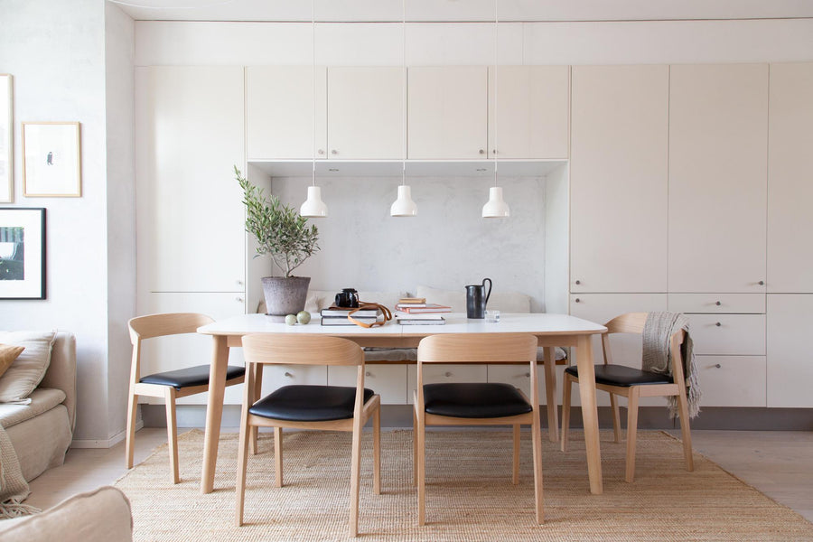 SM 119 Dining Table