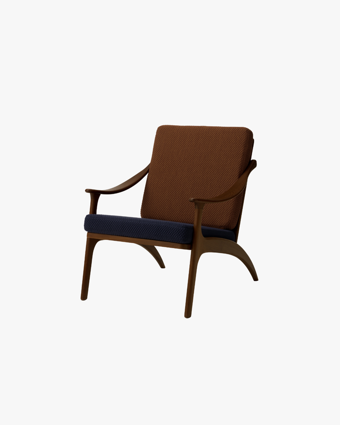 Lean Back Lounge Chair