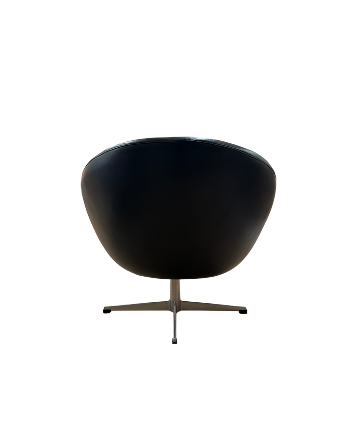 The Pod Swivel Chair