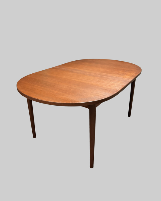 Troeds Extendable Oval Teak Dining Table