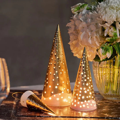 Nobili Gold Christmas Tree Tea-light Holder
