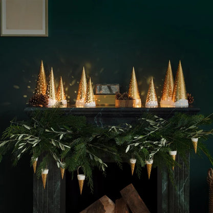 Nobili Gold Christmas Tree Tea-light Holder