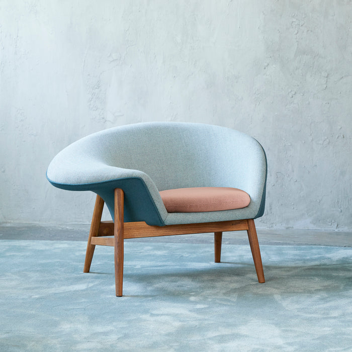 Fried Egg Lounge Chair