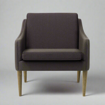 Mr. Olsen Lounge Chair