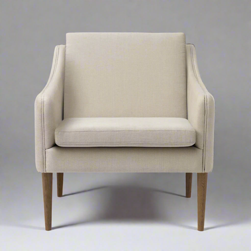 Mr. Olsen Lounge Chair