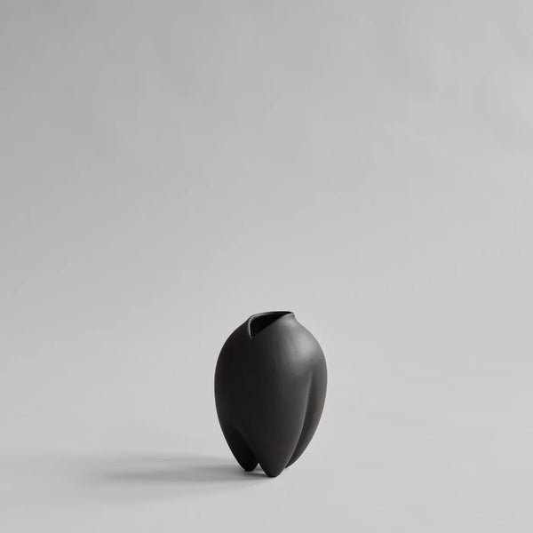 Sumo Vase