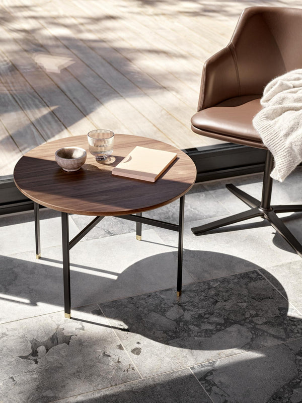 SM 241 Round Coffee Table