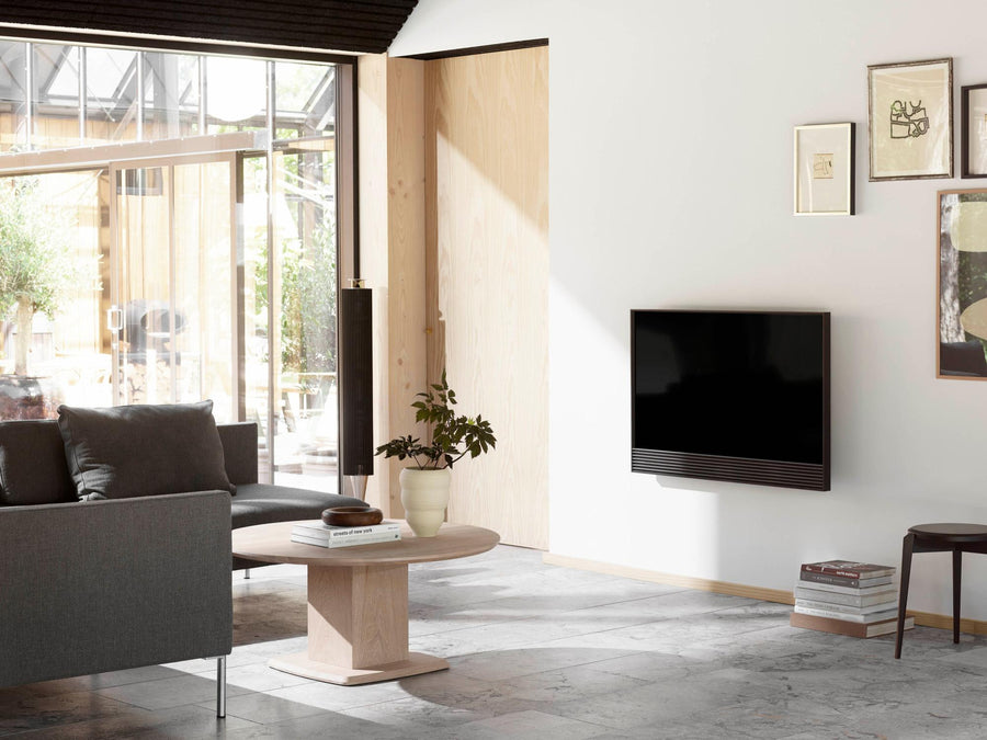 SM 243 Round Coffee Table