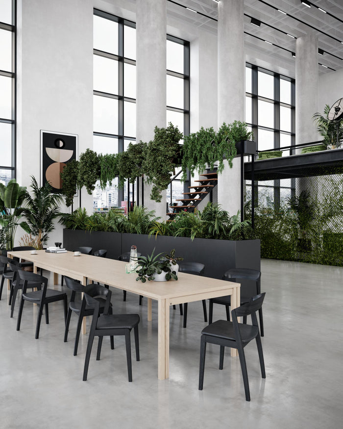 SM 825 Dining Chair