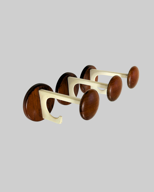Novo Bo Trio Coatrack