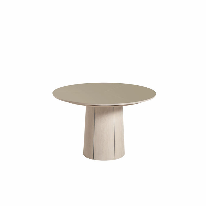 SM 33 Round Dining Table