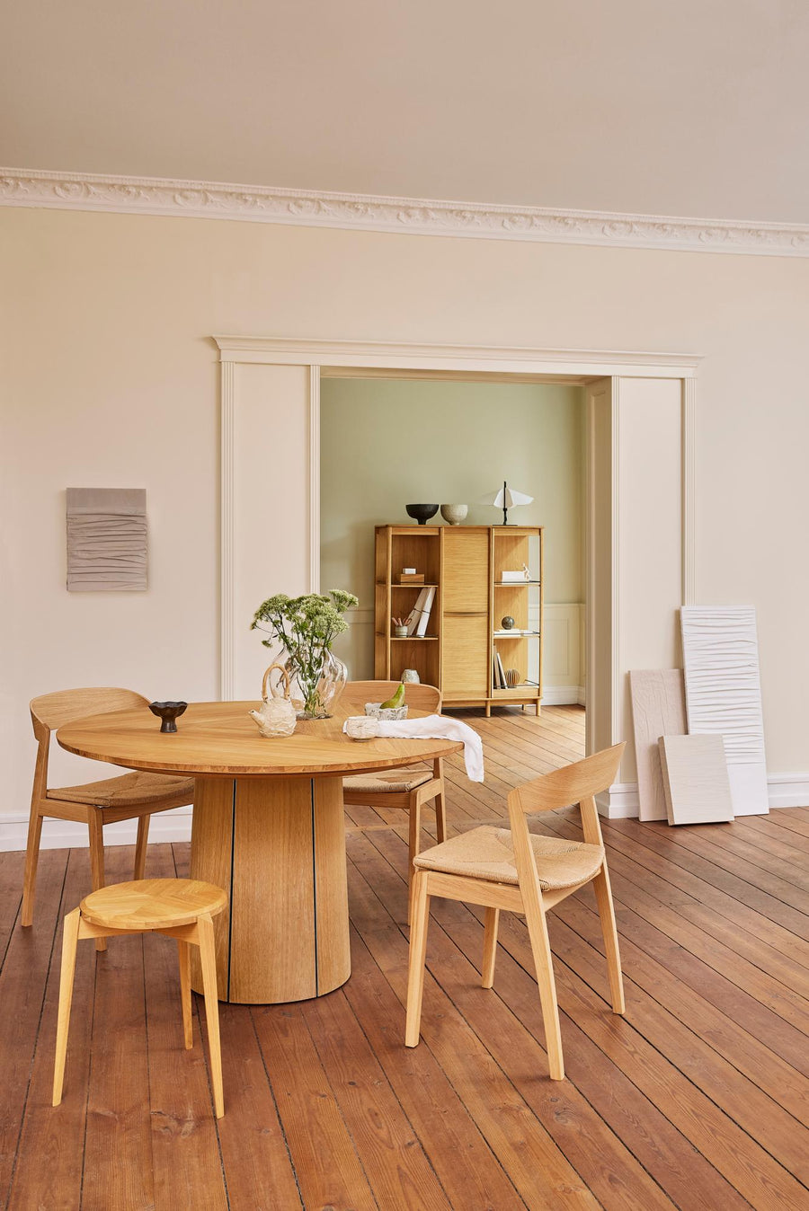 SM 827 Dining Chair
