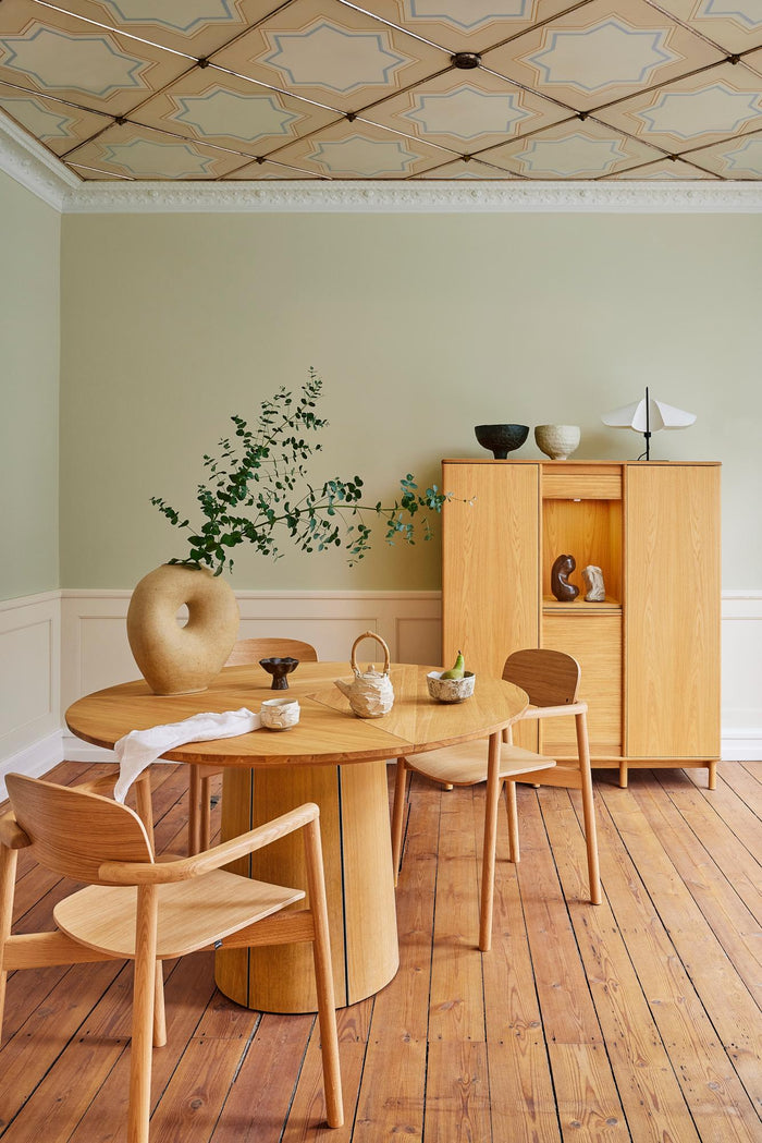SM 546 Highboard