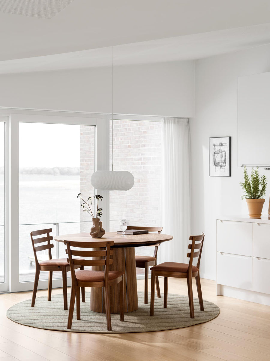 SM 46 Dining Chair