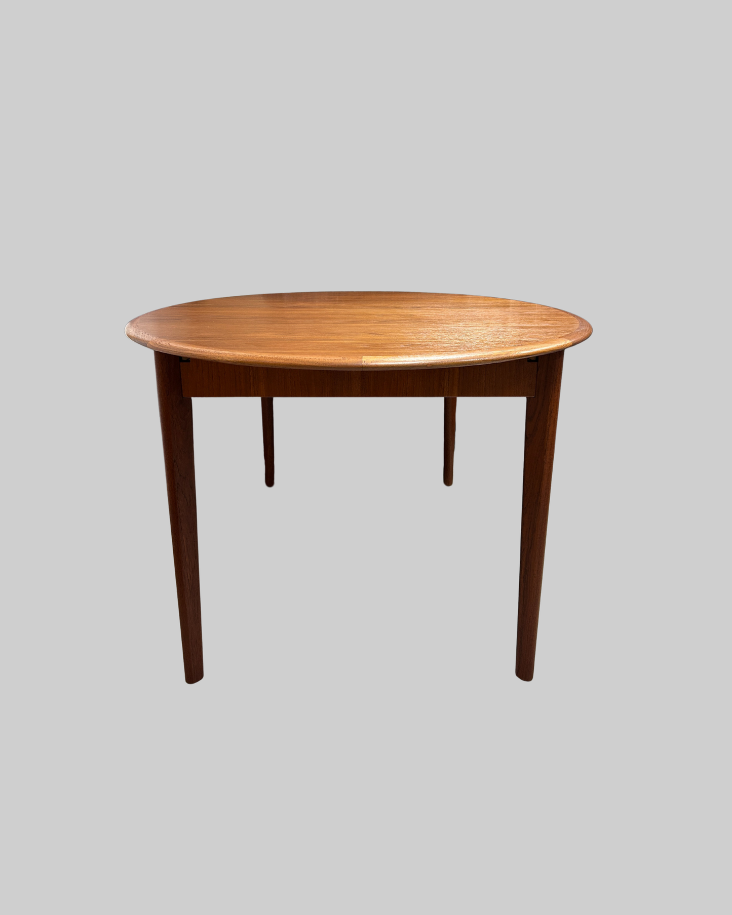 Trioh Extendable Teak Dining Table