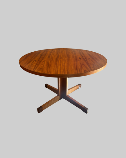 Chelsea Extendable Round Teak Dining Table