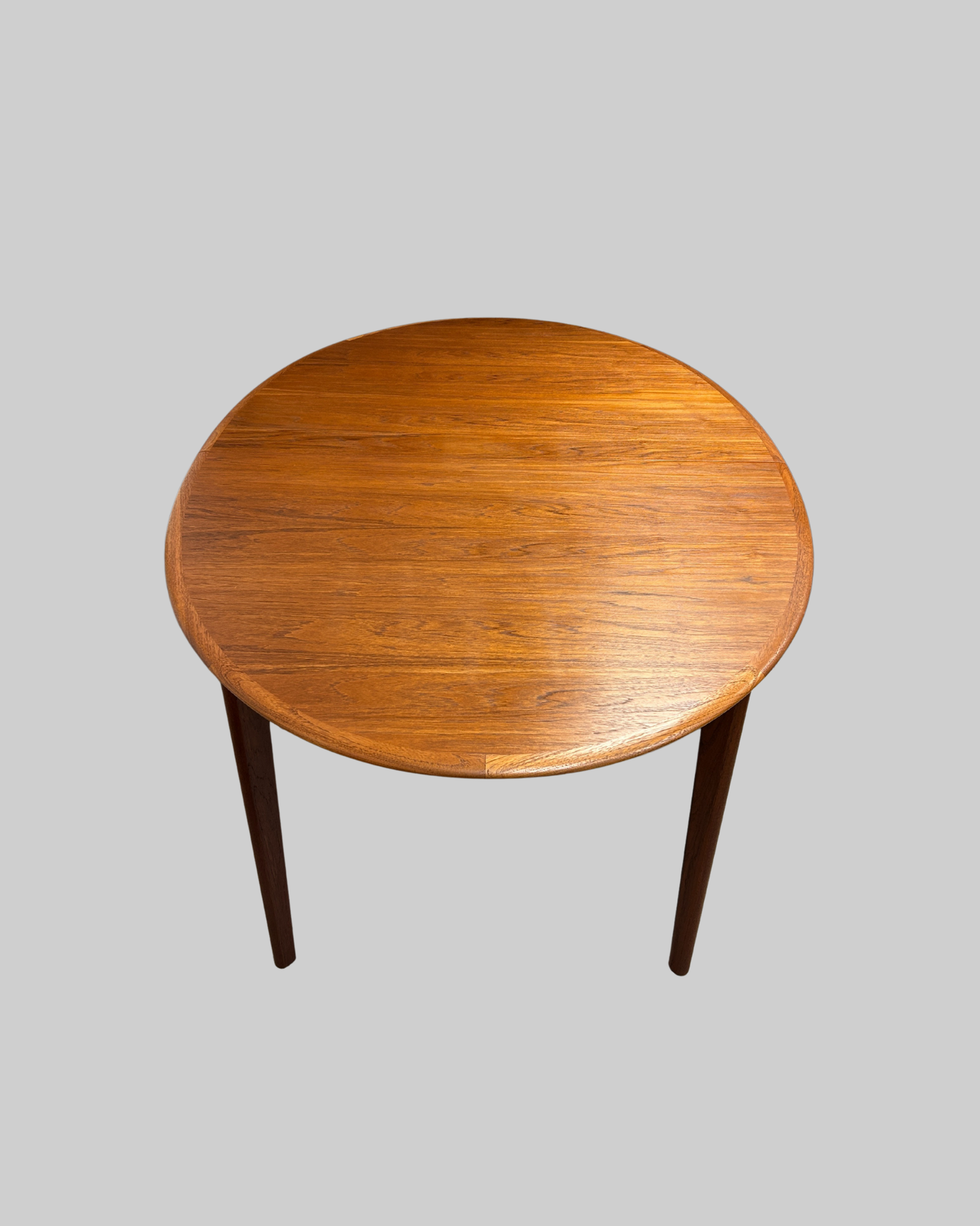 Trioh Extendable Teak Dining Table