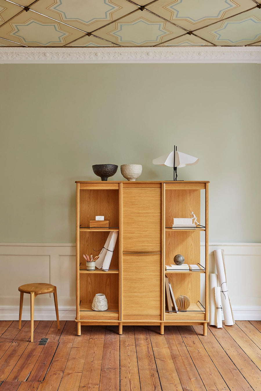 SM 546 Highboard