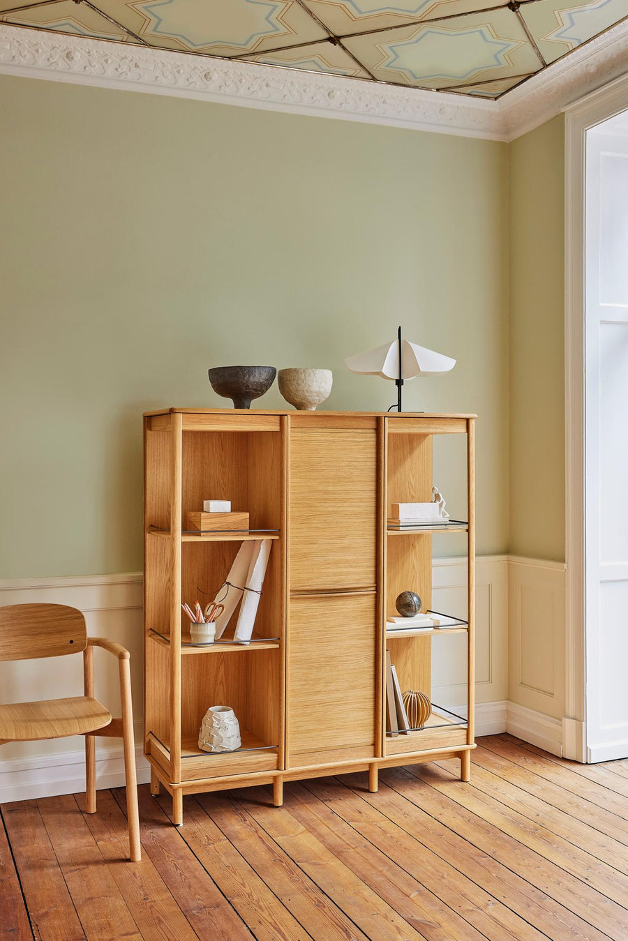 SM 546 Highboard