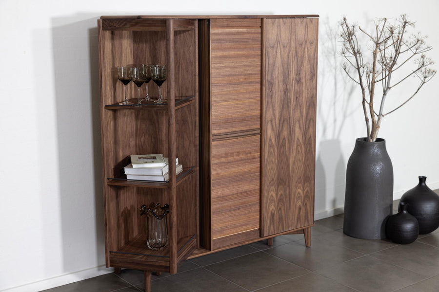 SM 546 Highboard